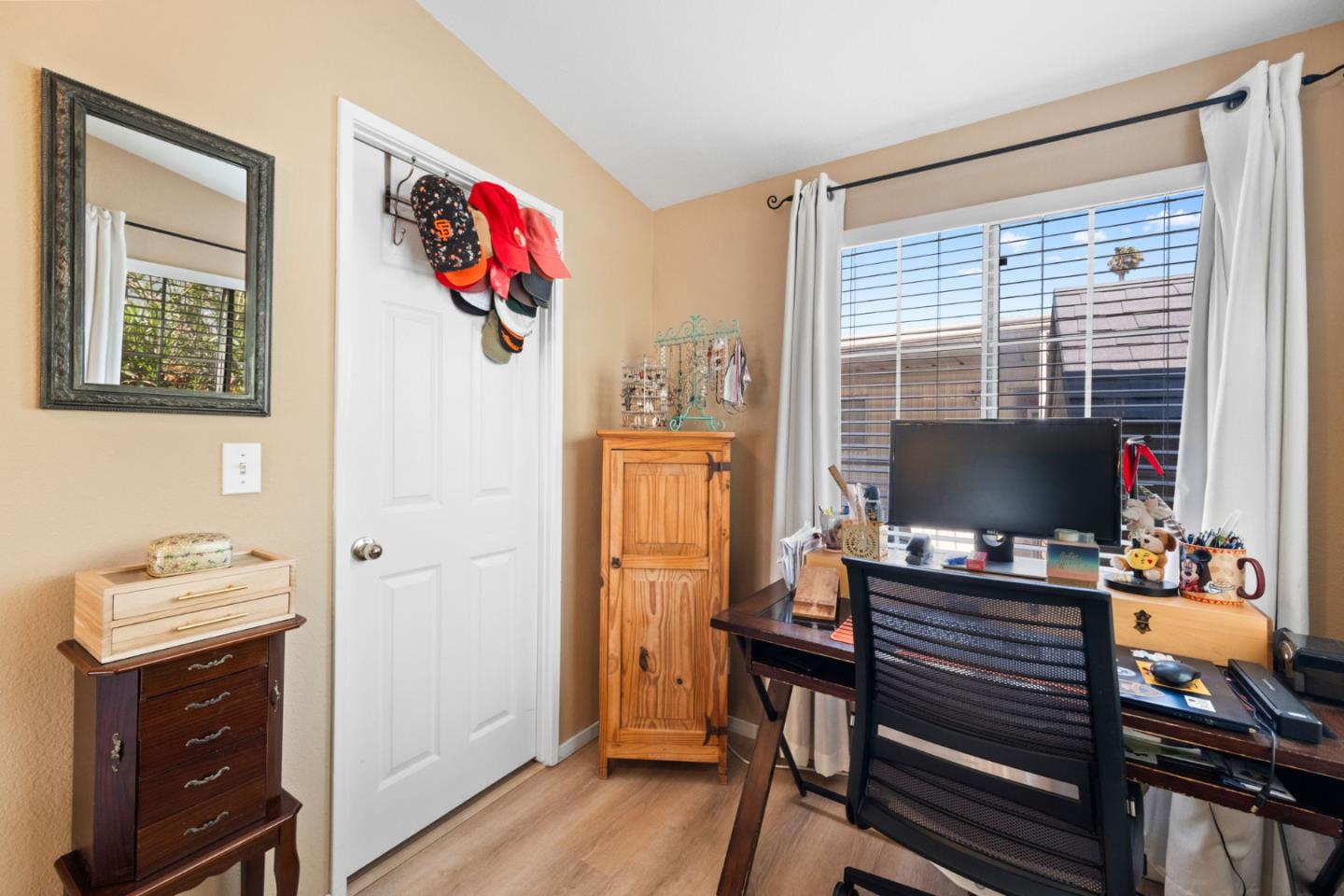 Detail Gallery Image 25 of 52 For 600 E Weddell Dr #126,  Sunnyvale,  CA 94089 - 3 Beds | 2 Baths