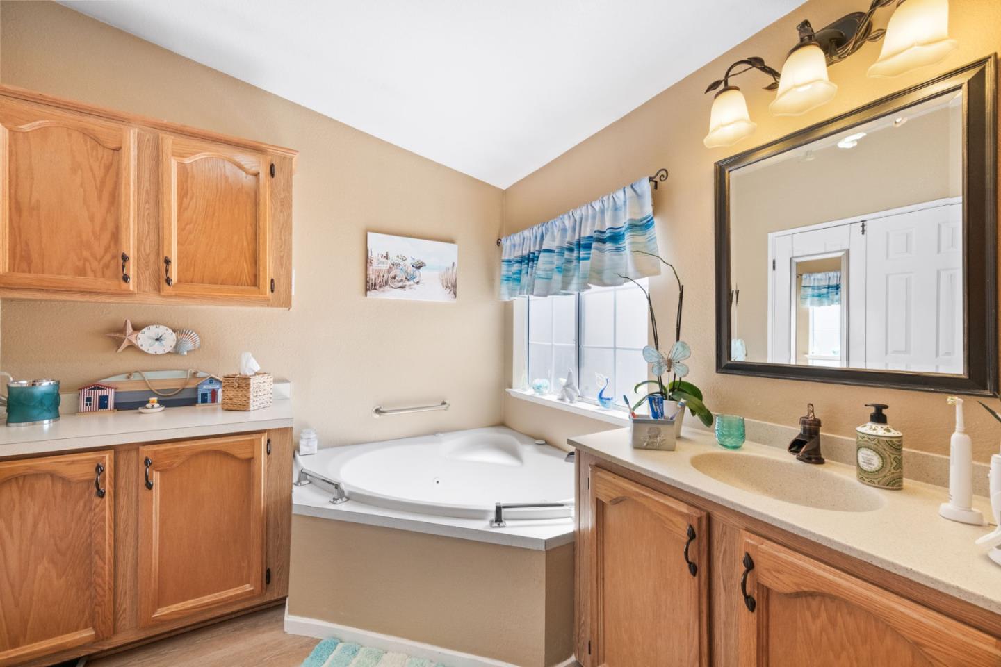 Detail Gallery Image 29 of 52 For 600 E Weddell Dr #126,  Sunnyvale,  CA 94089 - 3 Beds | 2 Baths