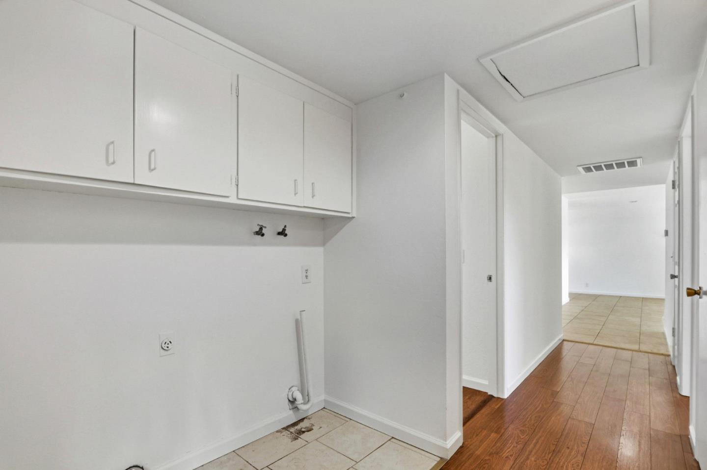 Detail Gallery Image 27 of 31 For 800 Leigh Ave, San Jose,  CA 95128 - – Beds | – Baths