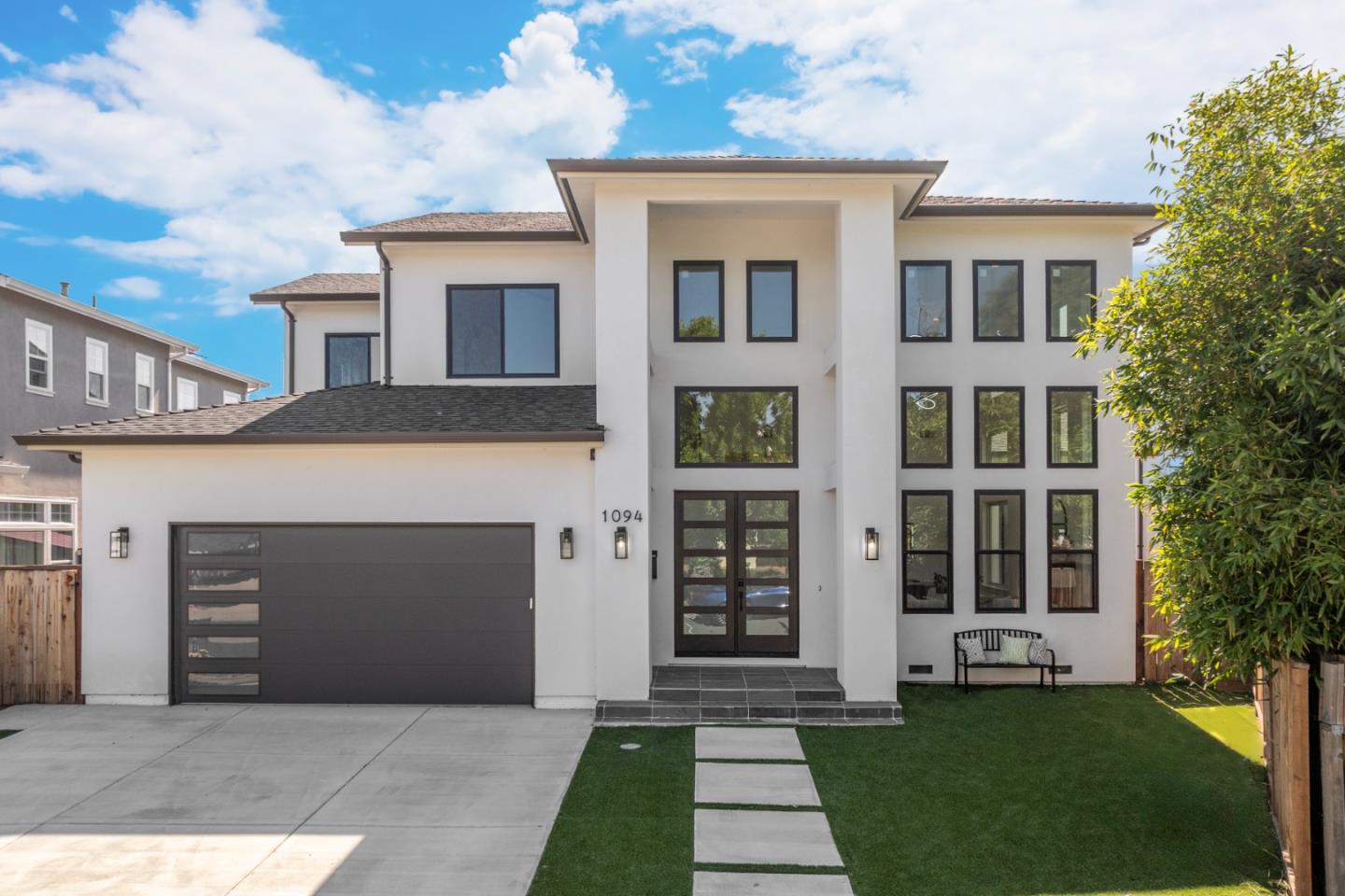 Detail Gallery Image 2 of 41 For 1094 Windsor St, San Jose,  CA 95129 - 5 Beds | 4/1 Baths