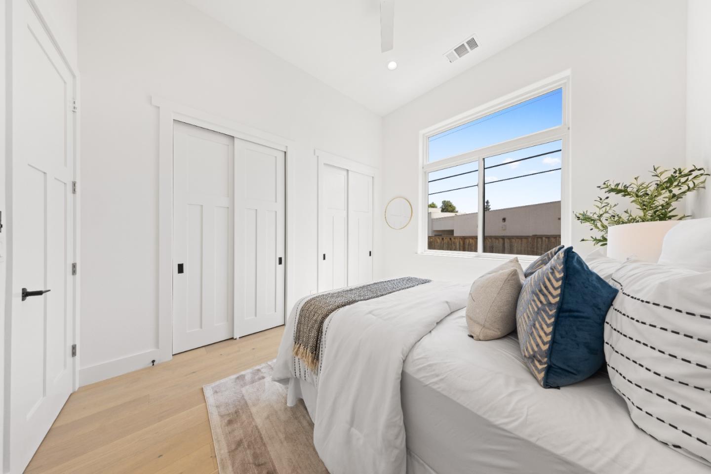 Detail Gallery Image 33 of 41 For 1094 Windsor St, San Jose,  CA 95129 - 5 Beds | 4/1 Baths