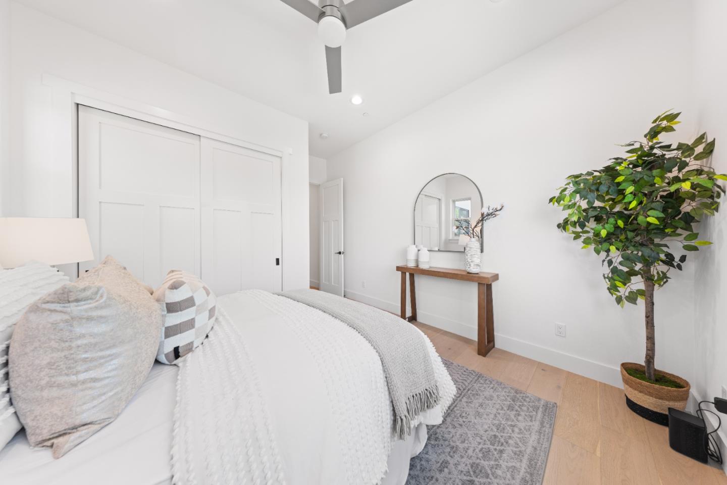 Detail Gallery Image 36 of 41 For 1094 Windsor St, San Jose,  CA 95129 - 5 Beds | 4/1 Baths