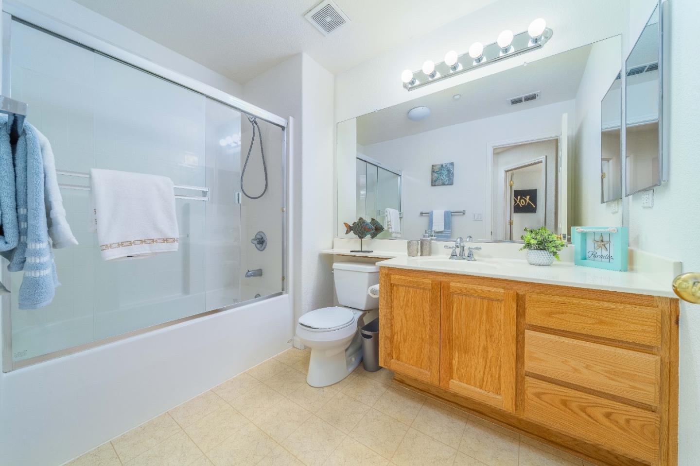 Detail Gallery Image 26 of 30 For 6360 Forget Me Not, Livermore,  CA 94551 - 3 Beds | 2/1 Baths