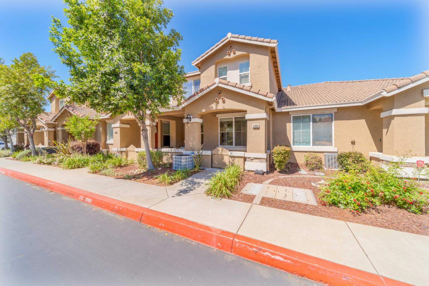 Detail Gallery Image 27 of 30 For 6360 Forget Me Not, Livermore,  CA 94551 - 3 Beds | 2/1 Baths