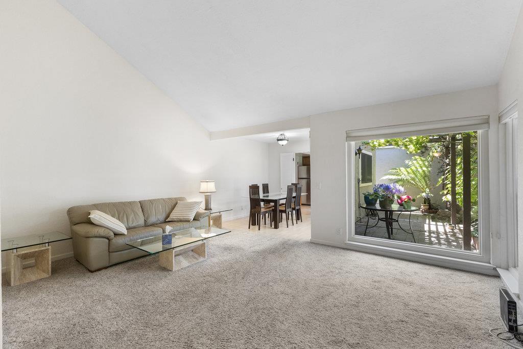 Detail Gallery Image 12 of 68 For 102 Escobar Ave, Los Gatos,  CA 95032 - 2 Beds | 2 Baths