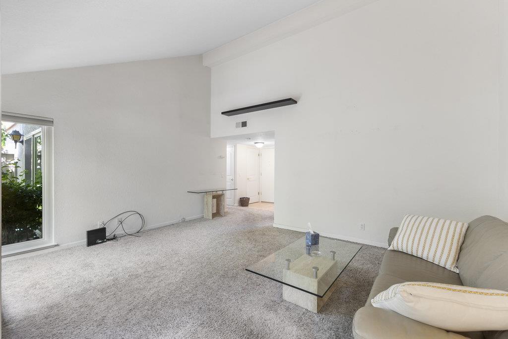 Detail Gallery Image 13 of 68 For 102 Escobar Ave, Los Gatos,  CA 95032 - 2 Beds | 2 Baths
