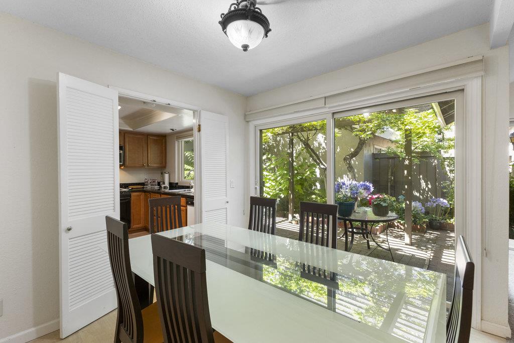 Detail Gallery Image 15 of 68 For 102 Escobar Ave, Los Gatos,  CA 95032 - 2 Beds | 2 Baths