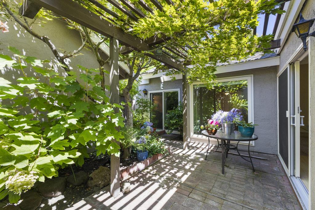 Detail Gallery Image 44 of 68 For 102 Escobar Ave, Los Gatos,  CA 95032 - 2 Beds | 2 Baths