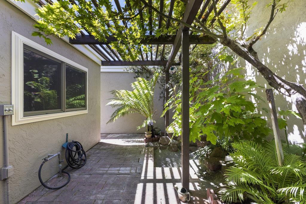Detail Gallery Image 47 of 68 For 102 Escobar Ave, Los Gatos,  CA 95032 - 2 Beds | 2 Baths