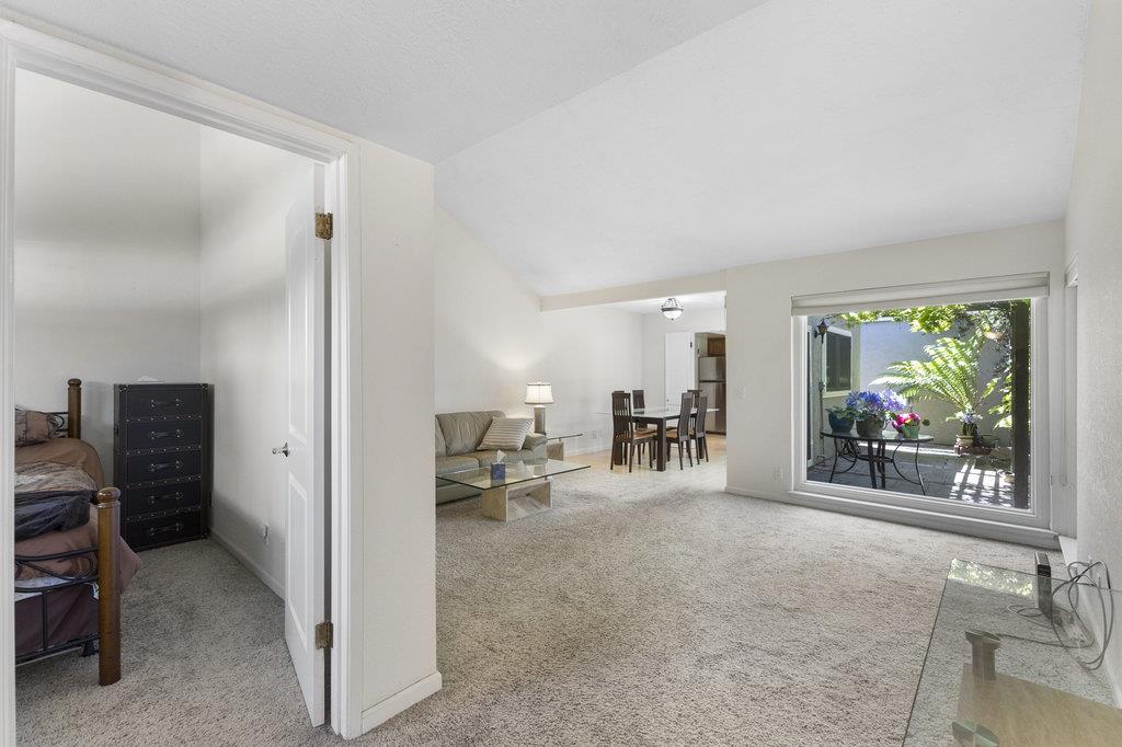 Detail Gallery Image 9 of 68 For 102 Escobar Ave, Los Gatos,  CA 95032 - 2 Beds | 2 Baths