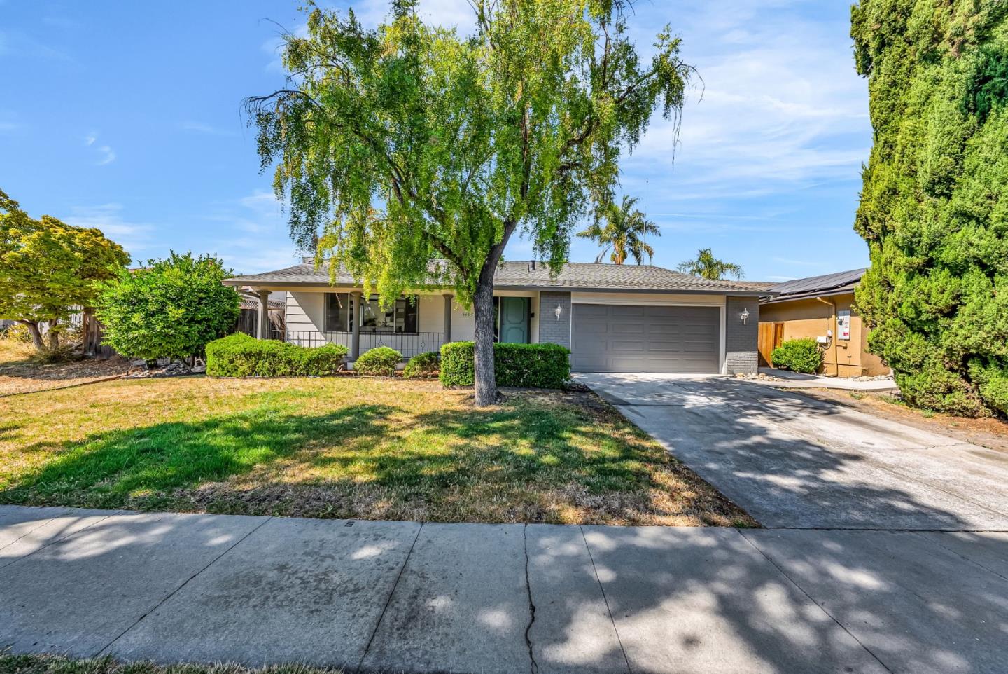 Detail Gallery Image 1 of 49 For 5665 Comanche Drive Dr, San Jose,  CA 95123 - 3 Beds | 2 Baths