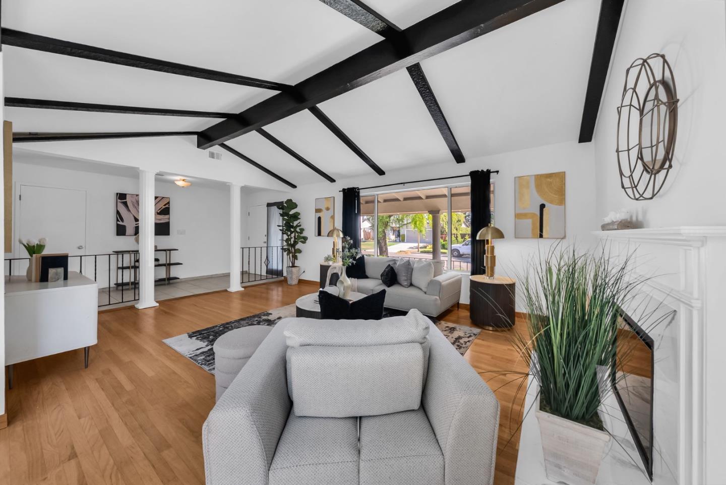 Detail Gallery Image 12 of 49 For 5665 Comanche Drive Dr, San Jose,  CA 95123 - 3 Beds | 2 Baths
