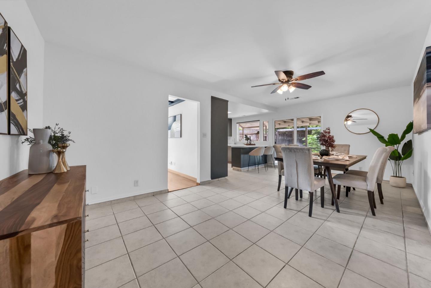 Detail Gallery Image 17 of 49 For 5665 Comanche Drive Dr, San Jose,  CA 95123 - 3 Beds | 2 Baths