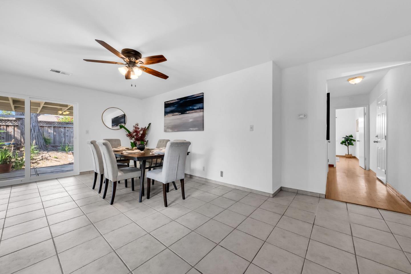 Detail Gallery Image 18 of 49 For 5665 Comanche Drive Dr, San Jose,  CA 95123 - 3 Beds | 2 Baths