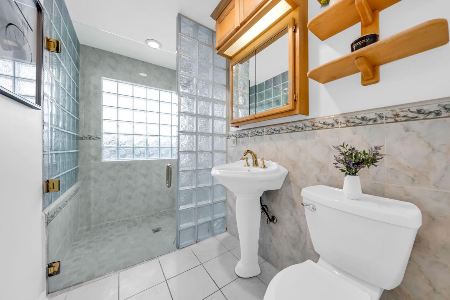 Detail Gallery Image 34 of 49 For 5665 Comanche Drive Dr, San Jose,  CA 95123 - 3 Beds | 2 Baths