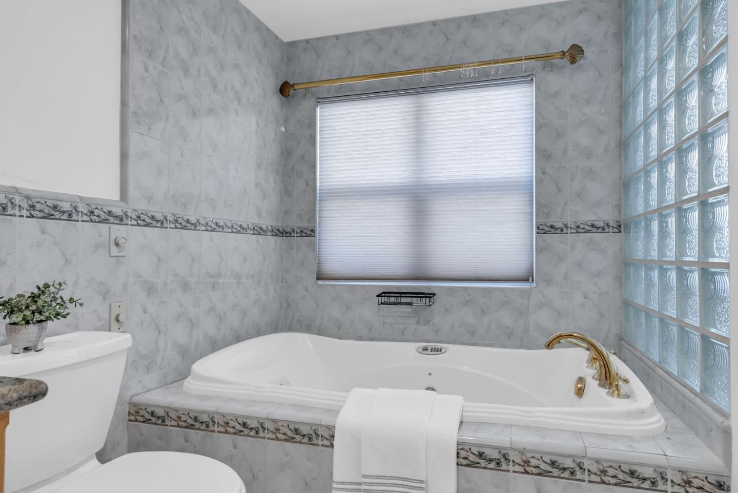 Detail Gallery Image 38 of 49 For 5665 Comanche Drive Dr, San Jose,  CA 95123 - 3 Beds | 2 Baths