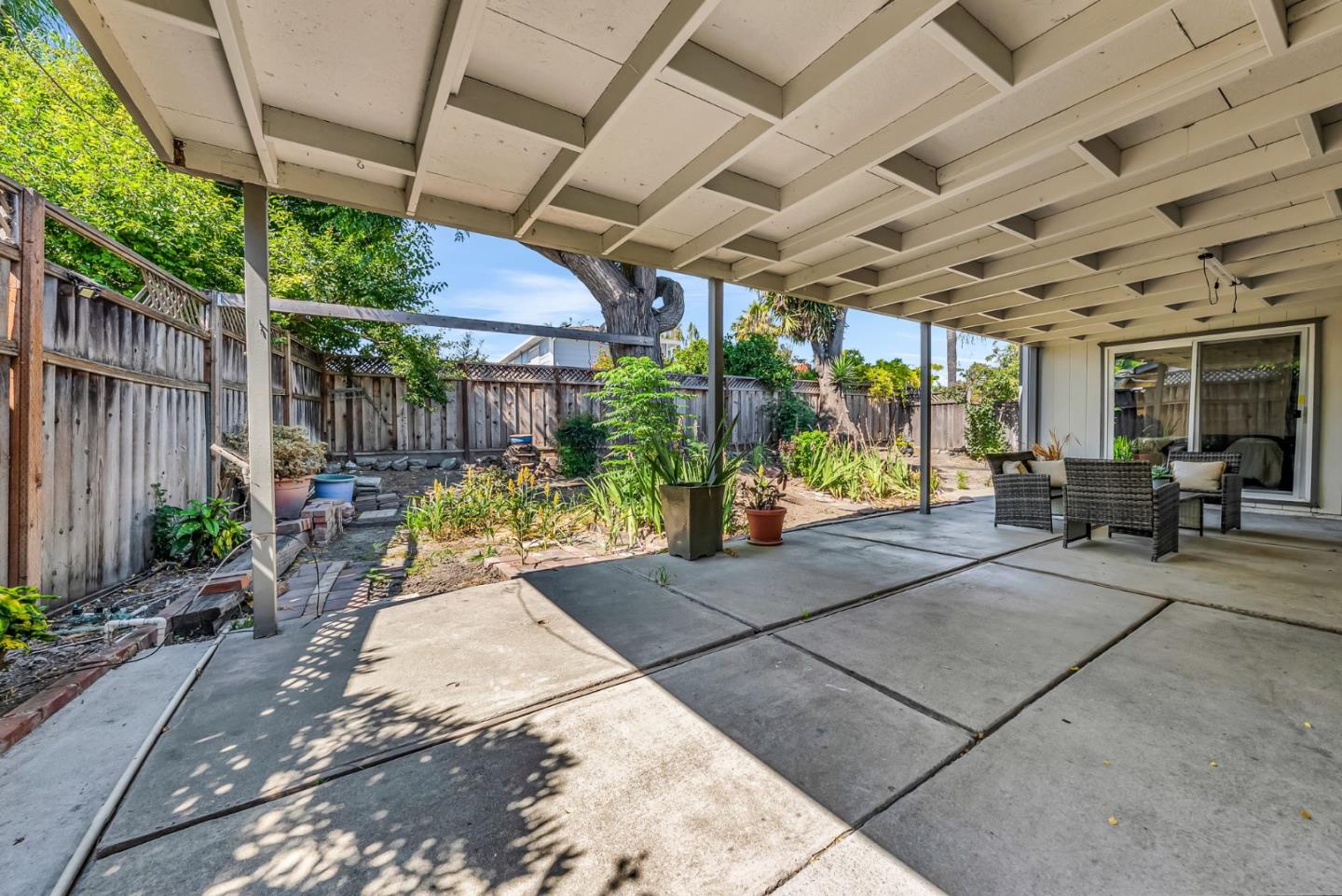 Detail Gallery Image 43 of 49 For 5665 Comanche Drive Dr, San Jose,  CA 95123 - 3 Beds | 2 Baths