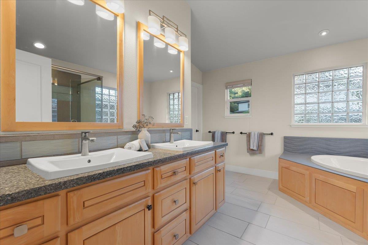 Detail Gallery Image 19 of 30 For 106 S Rapetta Rd, Santa Cruz,  CA 95060 - 4 Beds | 2/1 Baths