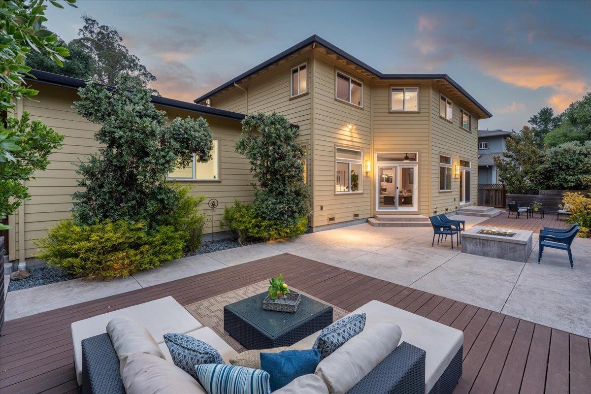 Detail Gallery Image 27 of 30 For 106 S Rapetta Rd, Santa Cruz,  CA 95060 - 4 Beds | 2/1 Baths