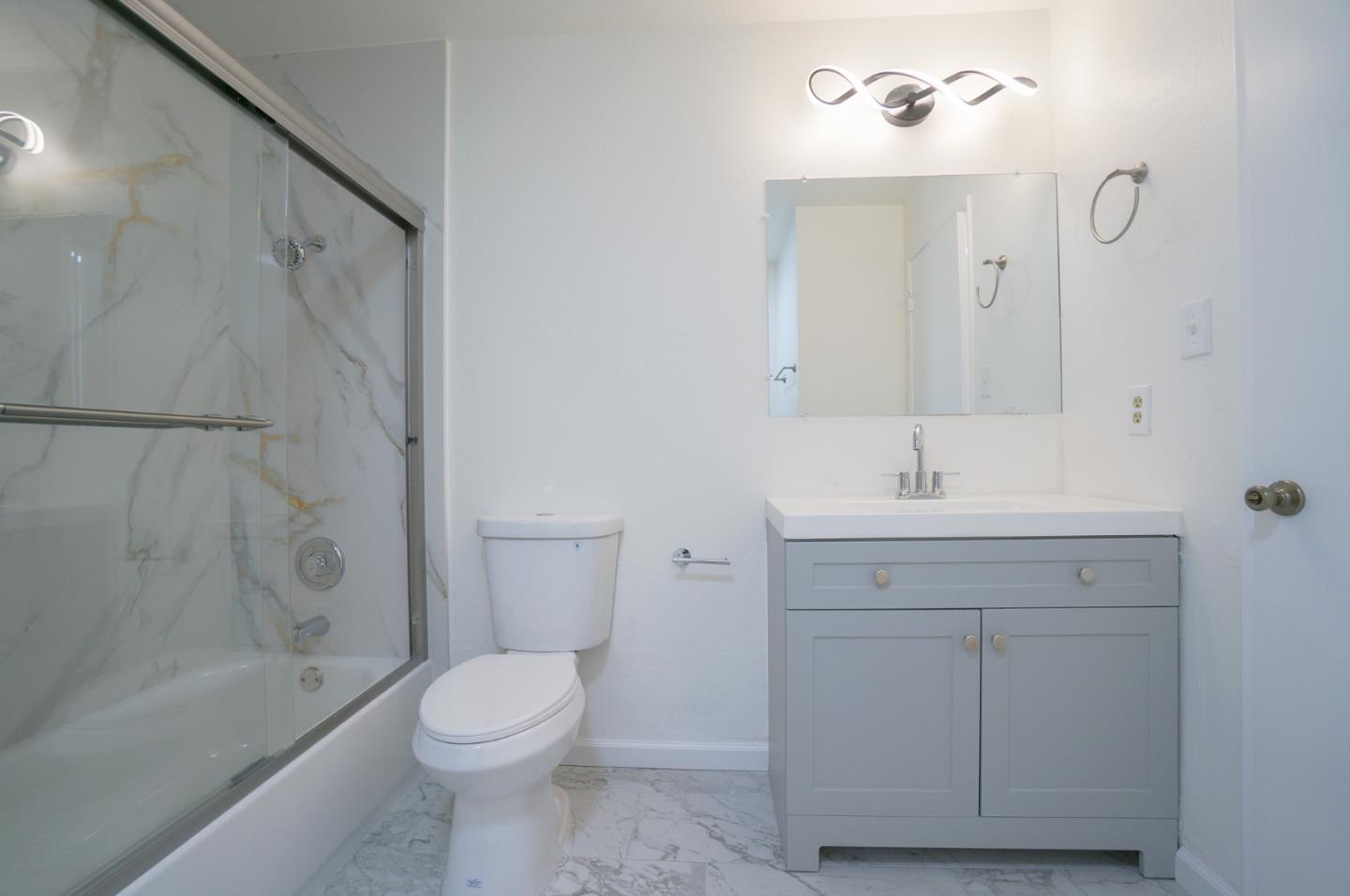Detail Gallery Image 12 of 16 For 360 Auburn Way #24,  San Jose,  CA 95129 - 2 Beds | 1/1 Baths