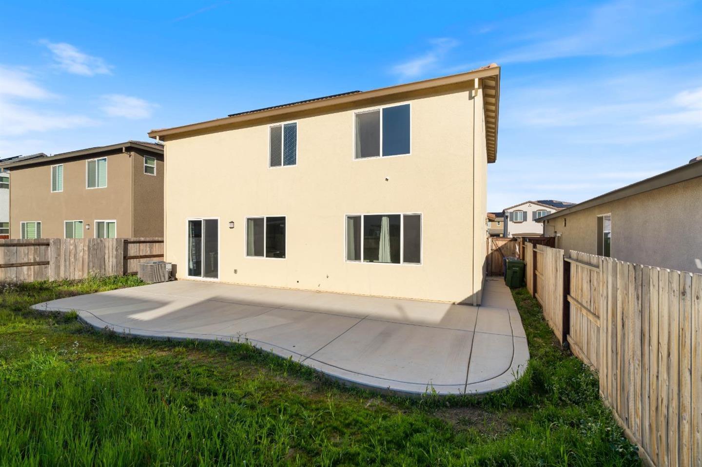 Detail Gallery Image 25 of 34 For 10190 Ashlar, Elk Grove,  CA 95757 - 4 Beds | 3 Baths