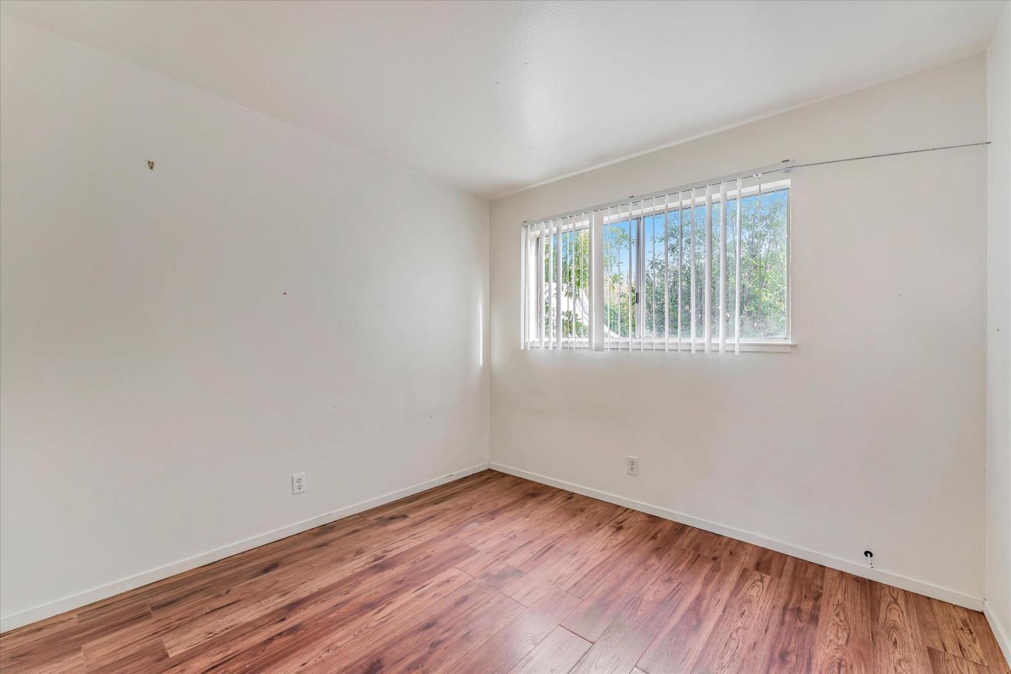 Detail Gallery Image 10 of 15 For 2223 Ward St a,  Berkeley,  CA 94705 - 2 Beds | 1 Baths