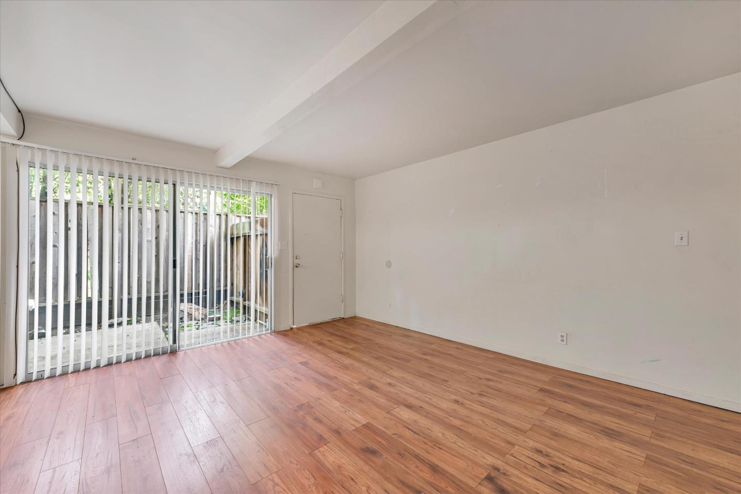 Detail Gallery Image 6 of 15 For 2223 Ward St a,  Berkeley,  CA 94705 - 2 Beds | 1 Baths