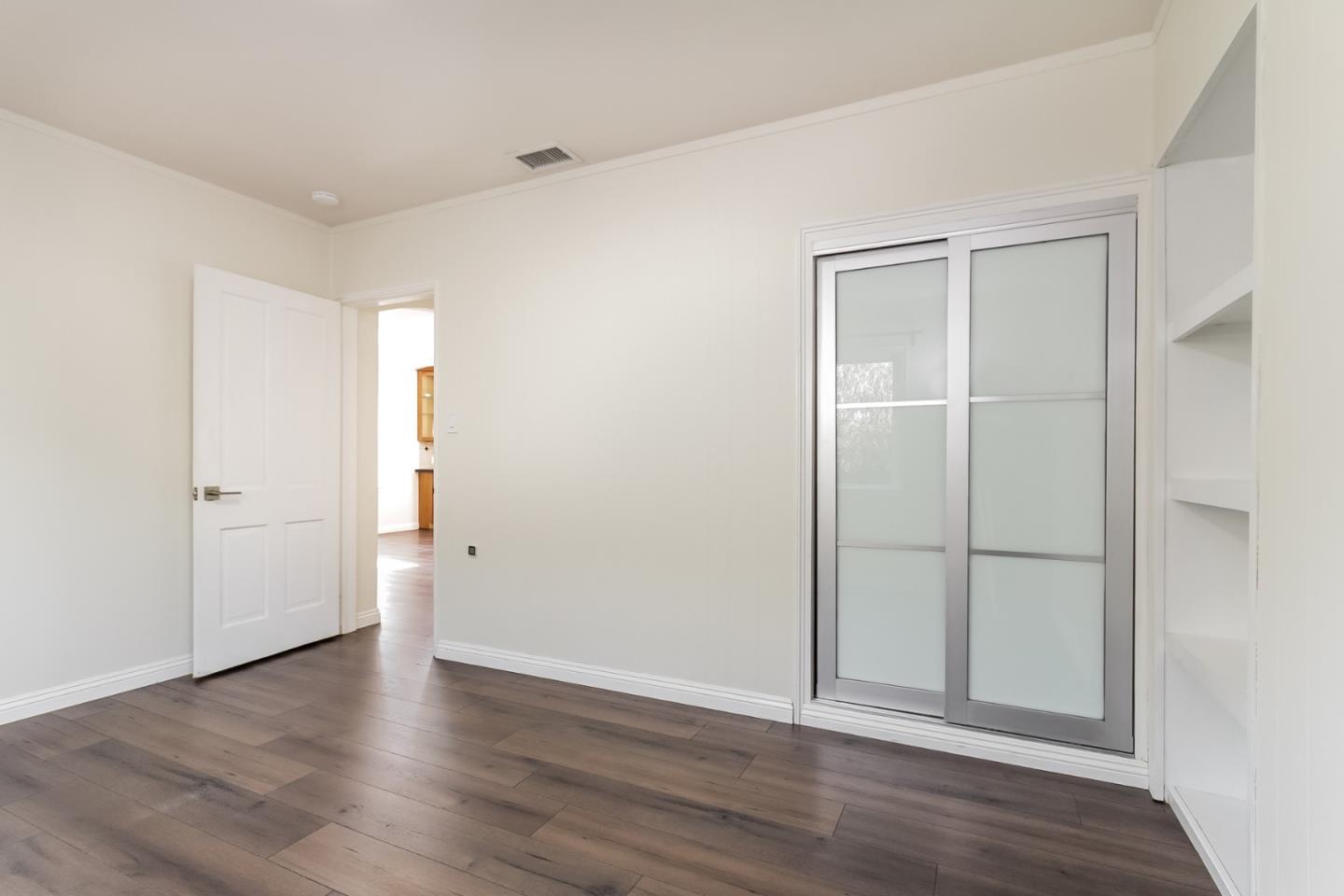 Detail Gallery Image 20 of 36 For 12553 Woodgreen St, Los Angeles,  CA 90066 - 3 Beds | 3 Baths