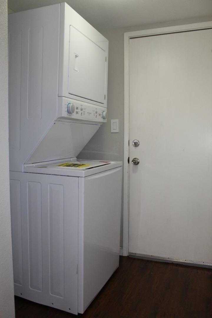 Detail Gallery Image 12 of 48 For 1025 Fillippelli Dr, Gilroy,  CA 95020 - 3 Beds | 2/1 Baths