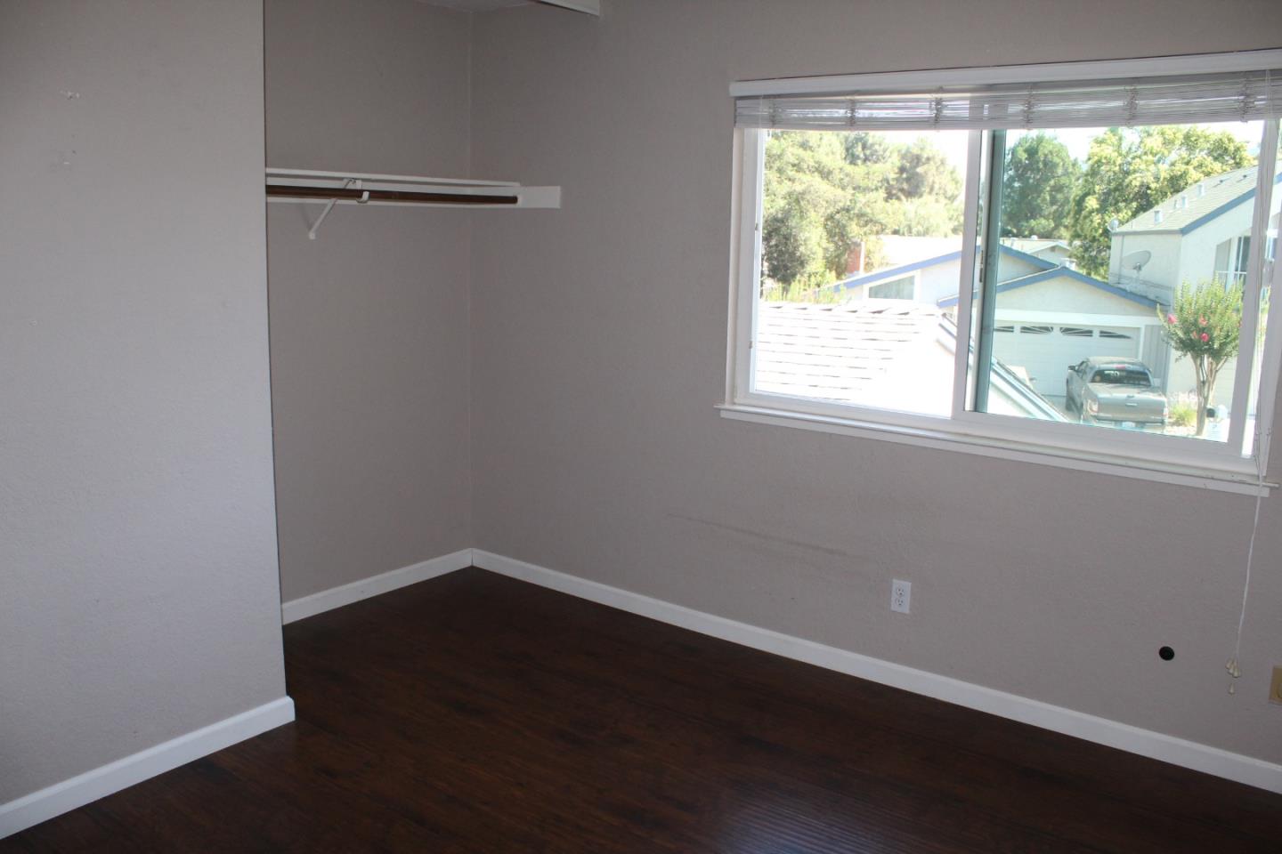 Detail Gallery Image 17 of 48 For 1025 Fillippelli Dr, Gilroy,  CA 95020 - 3 Beds | 2/1 Baths