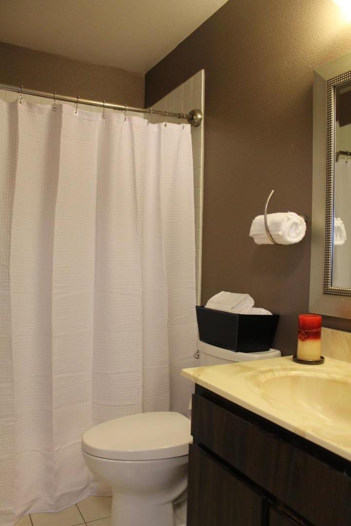 Detail Gallery Image 22 of 48 For 1025 Fillippelli Dr, Gilroy,  CA 95020 - 3 Beds | 2/1 Baths