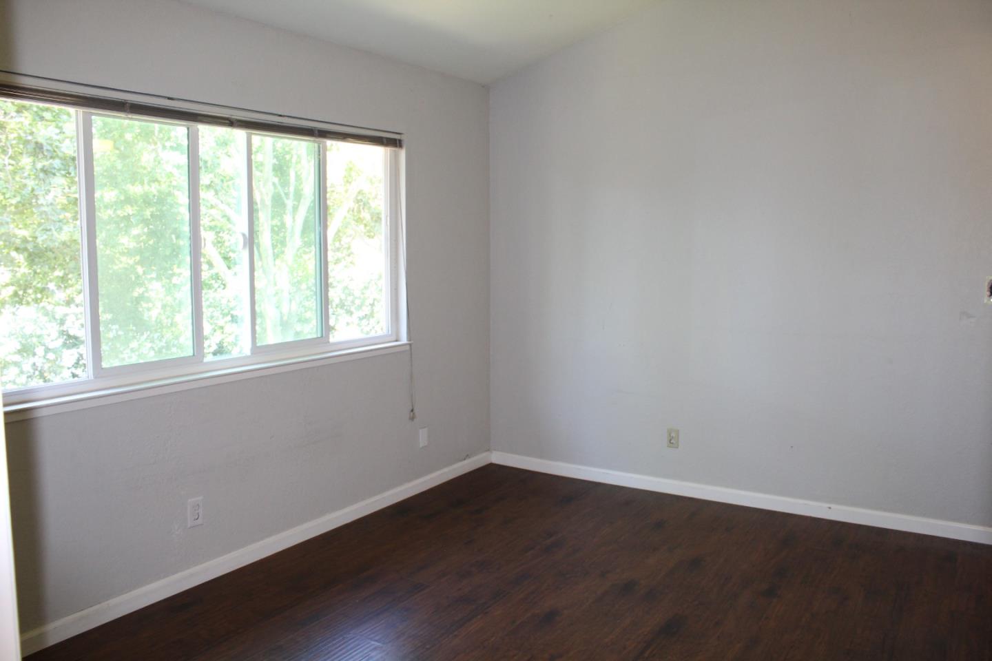 Detail Gallery Image 23 of 48 For 1025 Fillippelli Dr, Gilroy,  CA 95020 - 3 Beds | 2/1 Baths