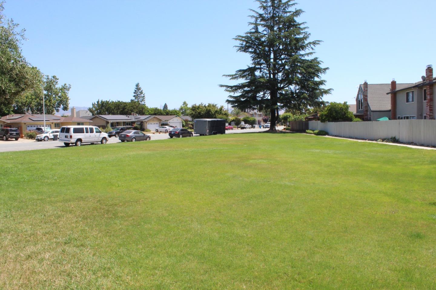 Detail Gallery Image 39 of 48 For 1025 Fillippelli Dr, Gilroy,  CA 95020 - 3 Beds | 2/1 Baths