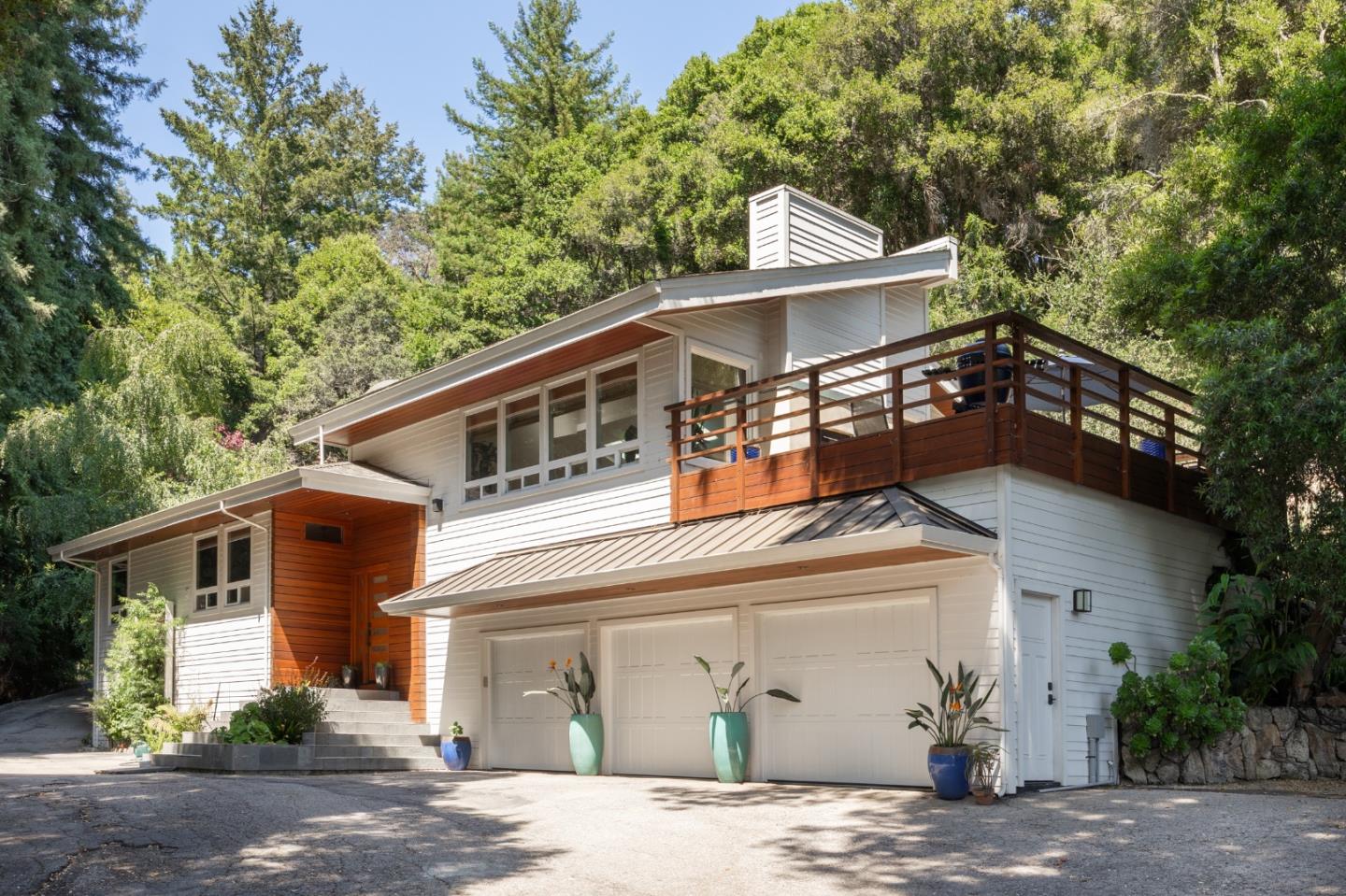 Detail Gallery Image 1 of 52 For 101 Endlich Dr, Santa Cruz,  CA 95060 - 3 Beds | 2/2 Baths