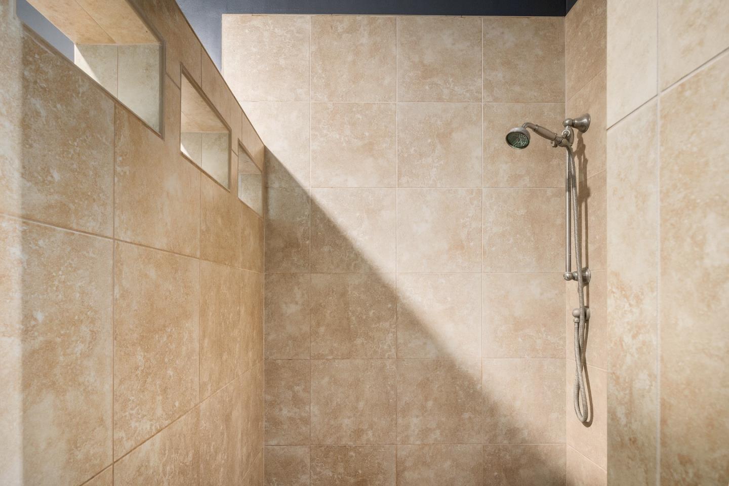 Detail Gallery Image 23 of 52 For 101 Endlich Dr, Santa Cruz,  CA 95060 - 3 Beds | 2/2 Baths