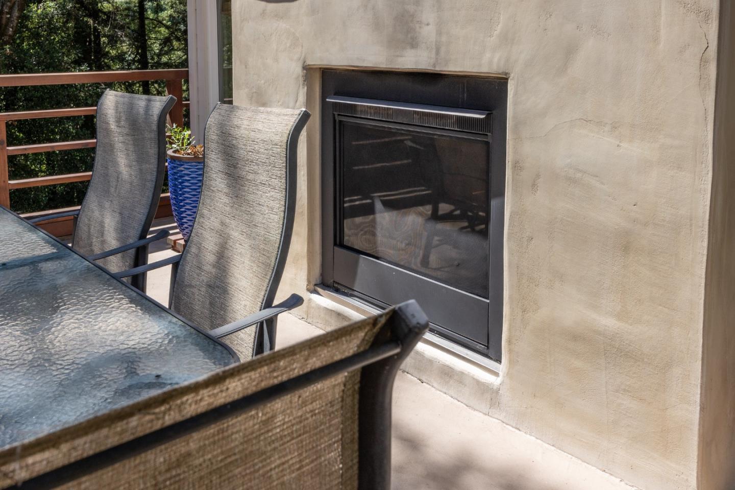 Detail Gallery Image 37 of 52 For 101 Endlich Dr, Santa Cruz,  CA 95060 - 3 Beds | 2/2 Baths