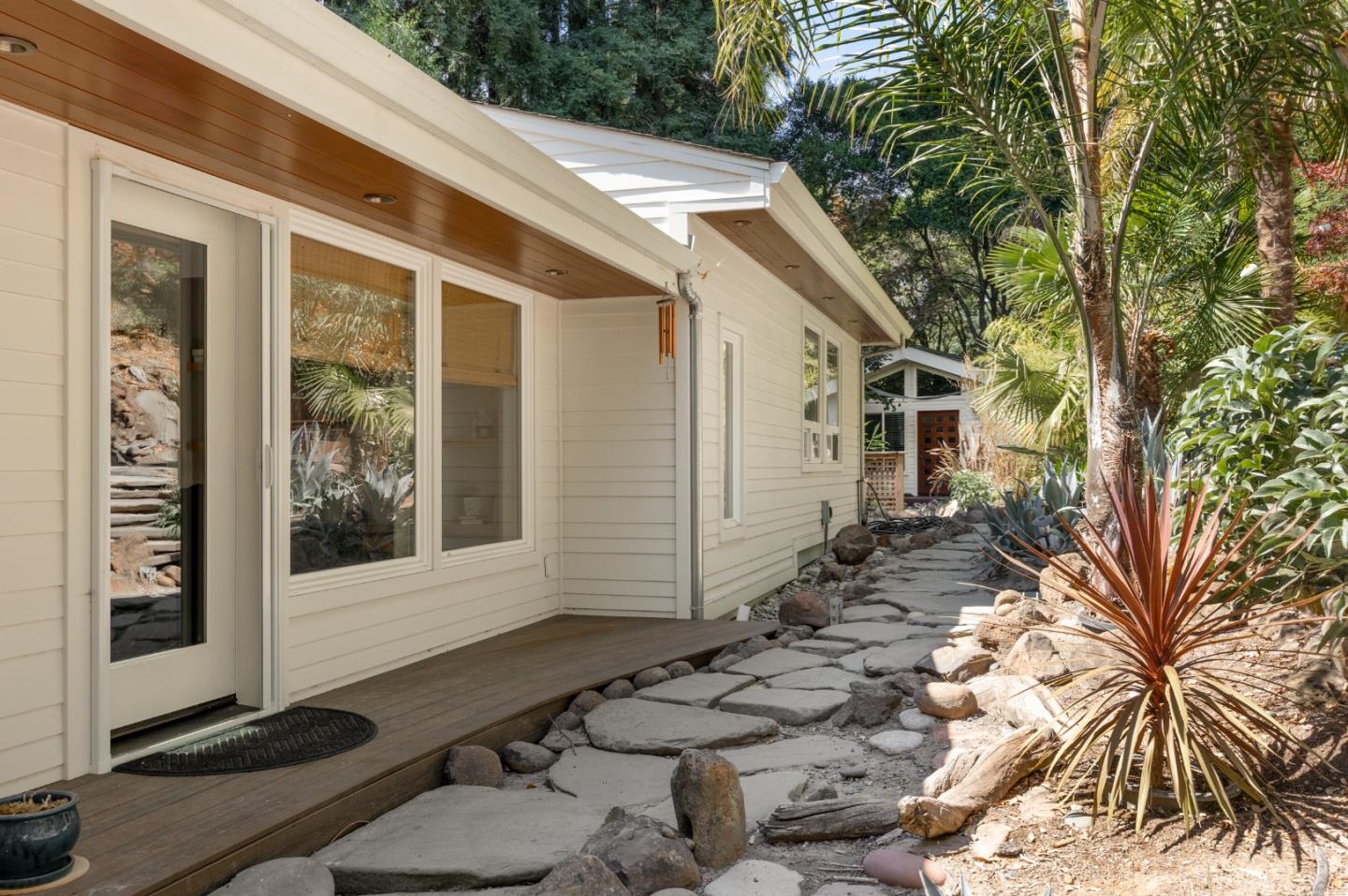 Detail Gallery Image 41 of 52 For 101 Endlich Dr, Santa Cruz,  CA 95060 - 3 Beds | 2/2 Baths