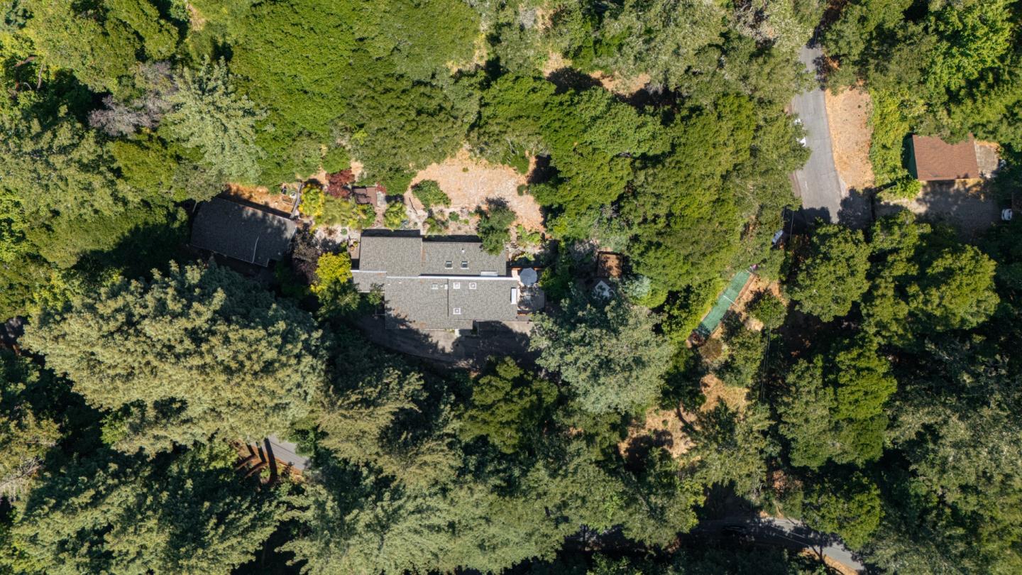 Detail Gallery Image 46 of 52 For 101 Endlich Dr, Santa Cruz,  CA 95060 - 3 Beds | 2/2 Baths