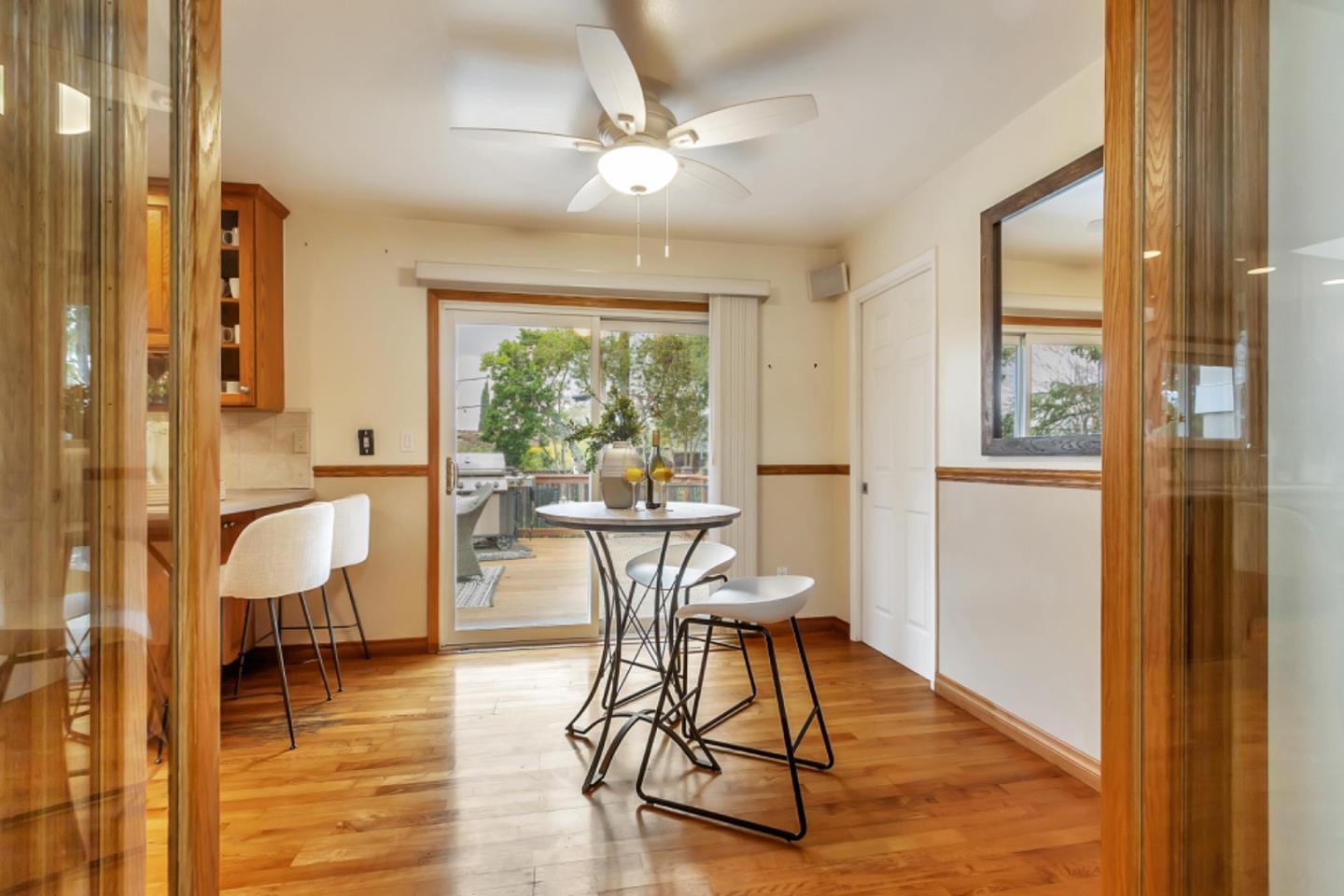 Detail Gallery Image 4 of 13 For 232 More Ave, Los Gatos,  CA 95032 - 4 Beds | 3 Baths