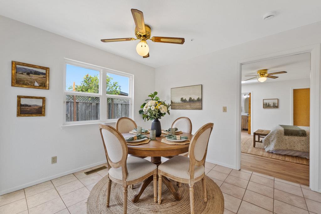 Detail Gallery Image 13 of 33 For 320 Errett Cir, Santa Cruz,  CA 95060 - 3 Beds | 3 Baths