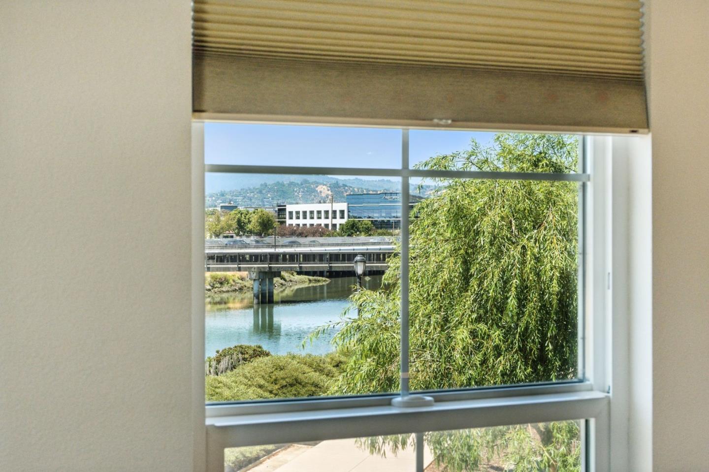 Detail Gallery Image 36 of 60 For 636 Fan Tail Way #905,  Redwood City,  CA 94063 - 2 Beds | 2/1 Baths