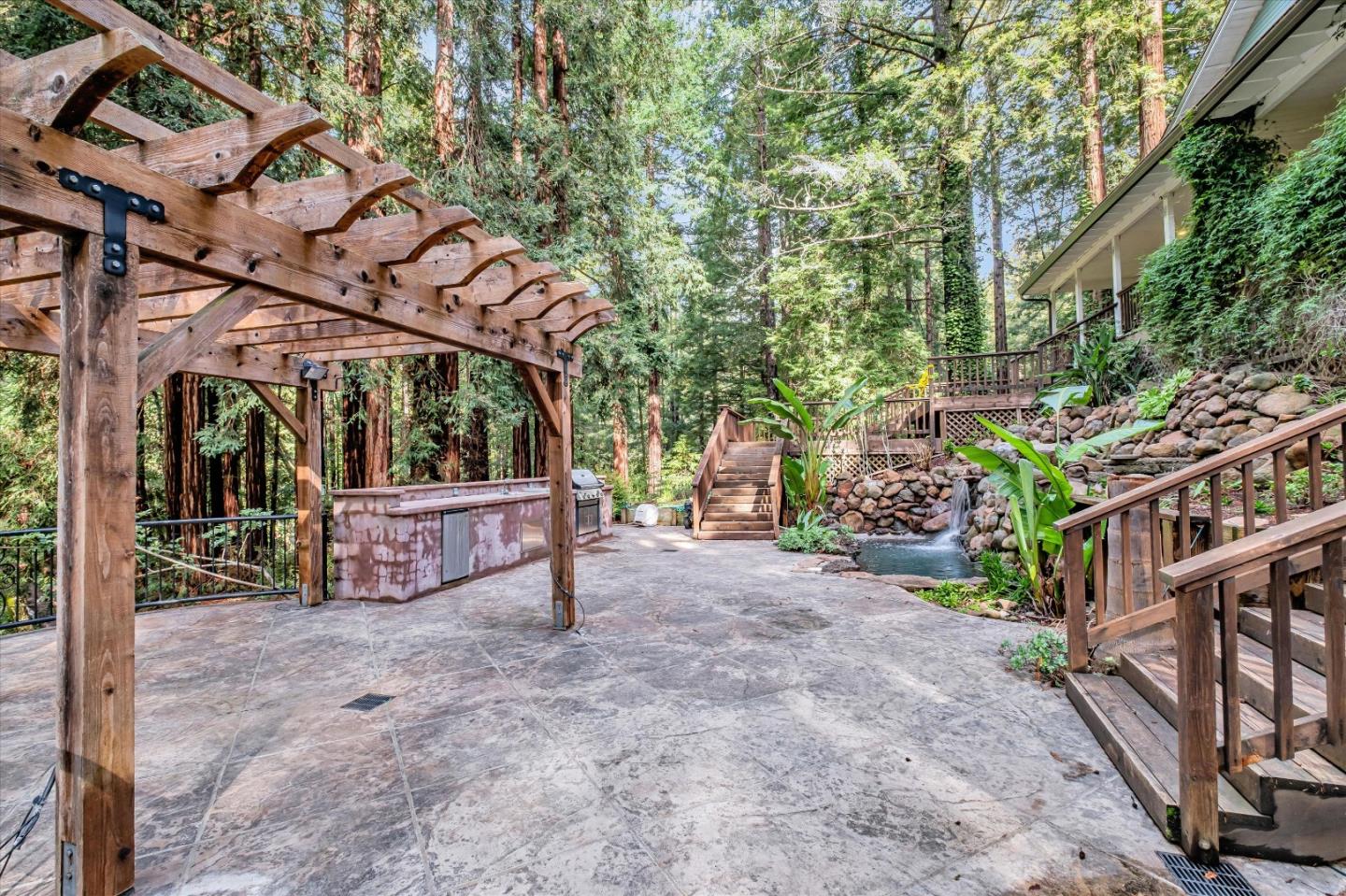 Detail Gallery Image 21 of 55 For 7200 Highway 17, Scotts Valley,  CA 95066 - 4 Beds | 3/1 Baths