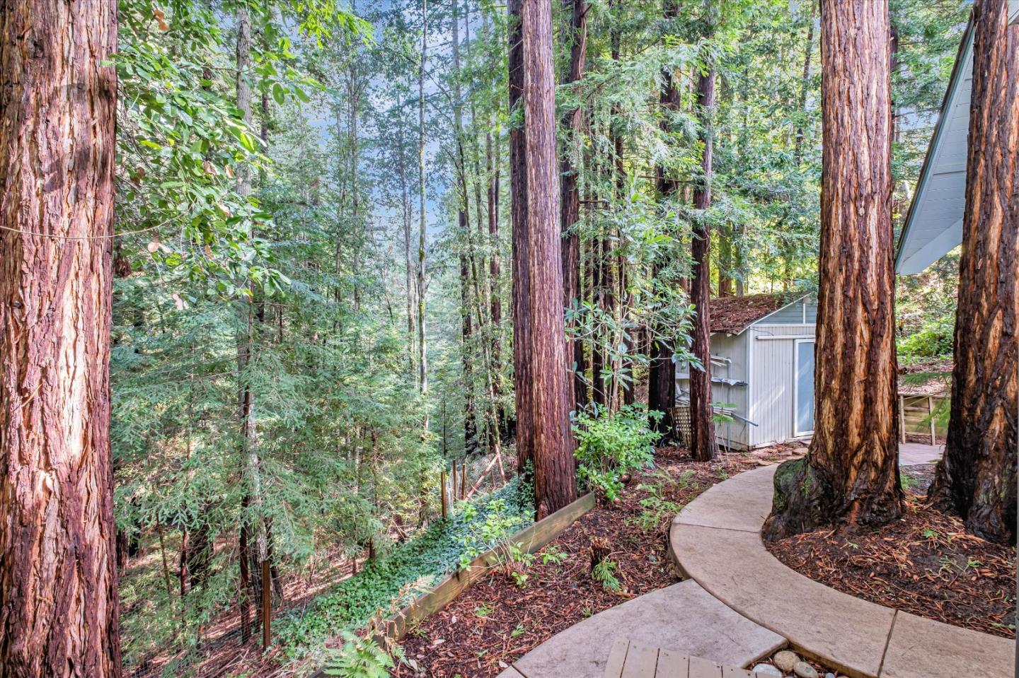 Detail Gallery Image 25 of 55 For 7200 Highway 17, Scotts Valley,  CA 95066 - 4 Beds | 3/1 Baths
