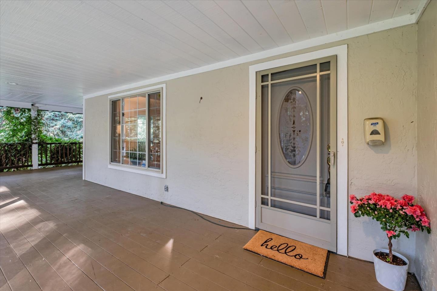 Detail Gallery Image 3 of 55 For 7200 Highway 17, Scotts Valley,  CA 95066 - 4 Beds | 3/1 Baths