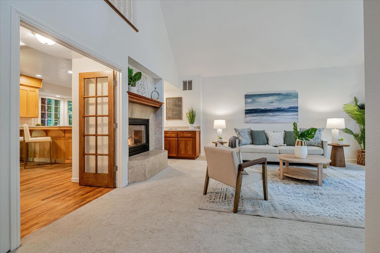 Detail Gallery Image 4 of 55 For 7200 Highway 17, Scotts Valley,  CA 95066 - 4 Beds | 3/1 Baths