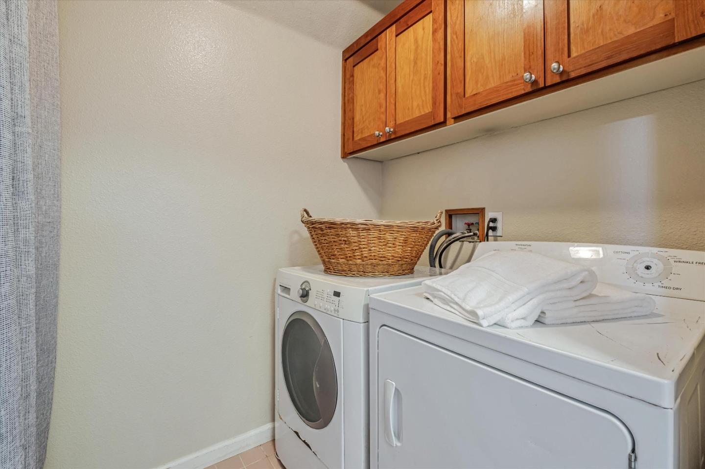 Detail Gallery Image 43 of 55 For 7200 Highway 17, Scotts Valley,  CA 95066 - 4 Beds | 3/1 Baths