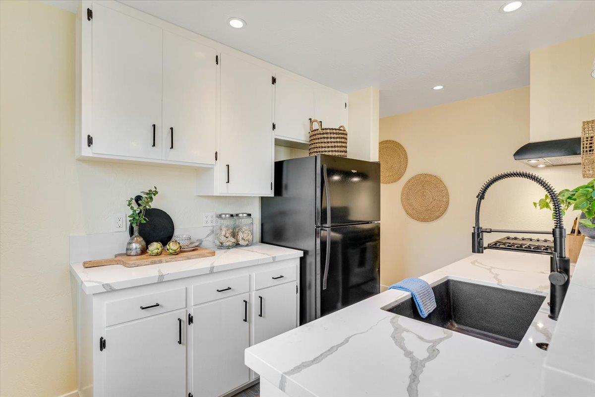 Detail Gallery Image 15 of 51 For 435 Coates Dr, Aptos,  CA 95003 - 2 Beds | 2 Baths