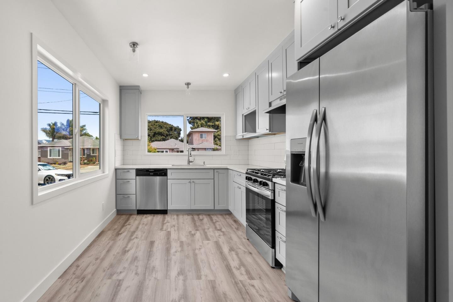 Detail Gallery Image 9 of 27 For 129 Santa Clara, Watsonville,  CA 95076 - 2 Beds | 1 Baths