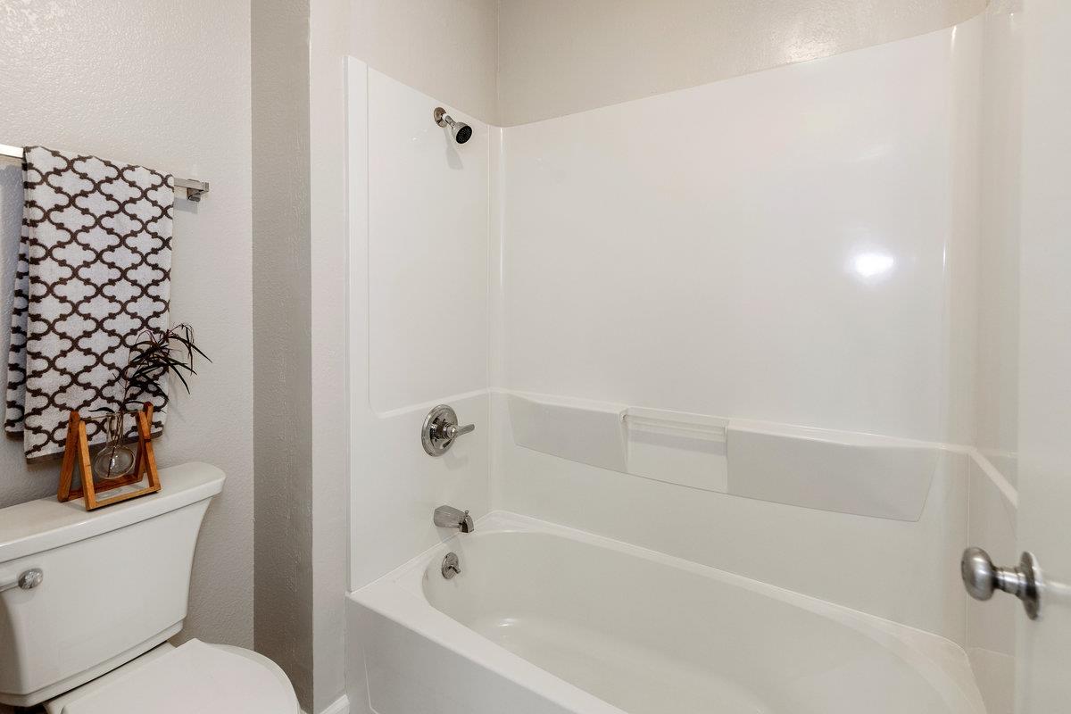 Detail Gallery Image 13 of 27 For 360 Innisfree Dr #54,  Daly City,  CA 94015 - 2 Beds | 2 Baths