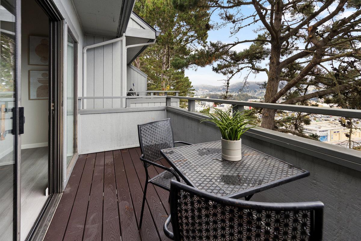Detail Gallery Image 20 of 27 For 360 Innisfree Dr #54,  Daly City,  CA 94015 - 2 Beds | 2 Baths